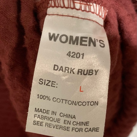 Woolrich Women's Large Corduroy Vest in Deep Ruby Full Zip Kinsdale Vest Pockets - Picture 7 of 8